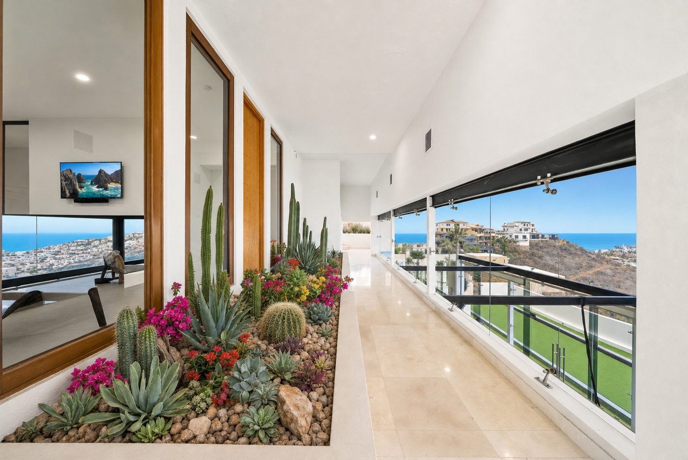 Interior planter